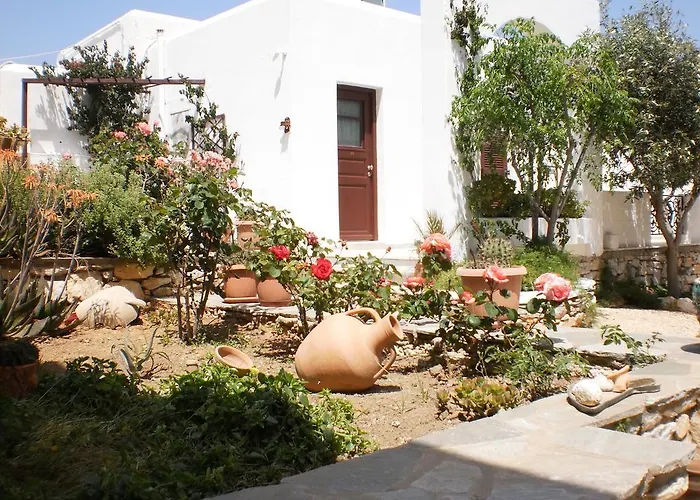 Aparthotel Svoronos 4*