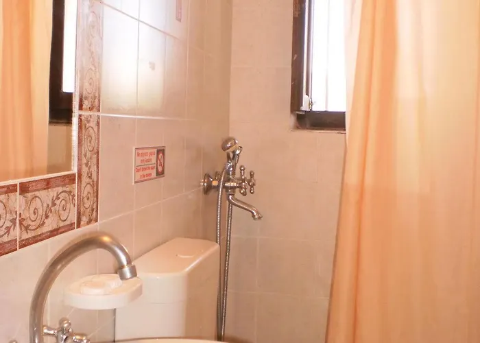 Aparthotel Svoronos 4*