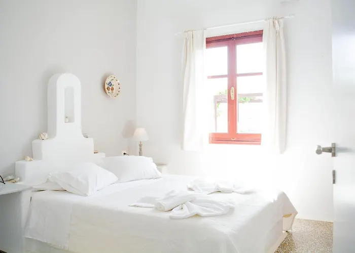 Svoronos Aparthotel 4*