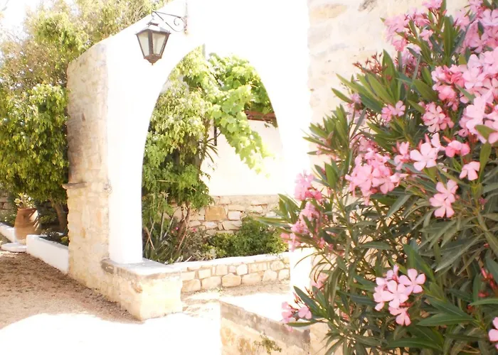 Aparthotel Svoronos 4*