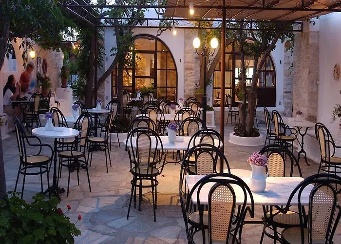 Aparthotel Svoronos Naoussa