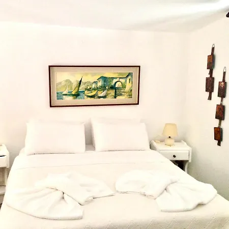 Svoronos Apartahotel Naousa (Paros)