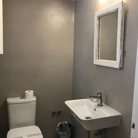 Svoronos Aparthotel 3*