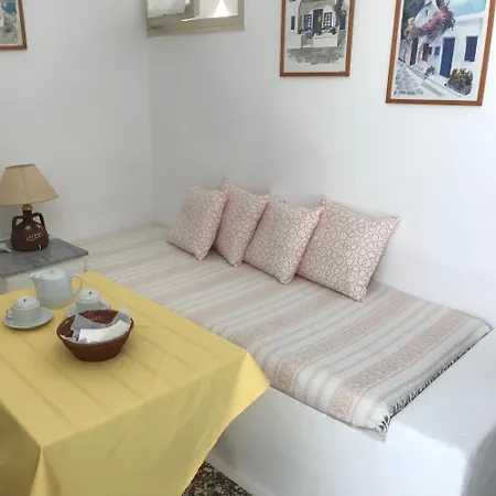 Svoronos 3* Naousa (Paros)