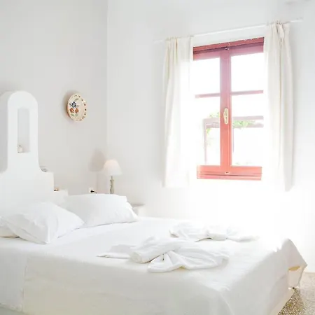 Svoronos Aparthotel 3*